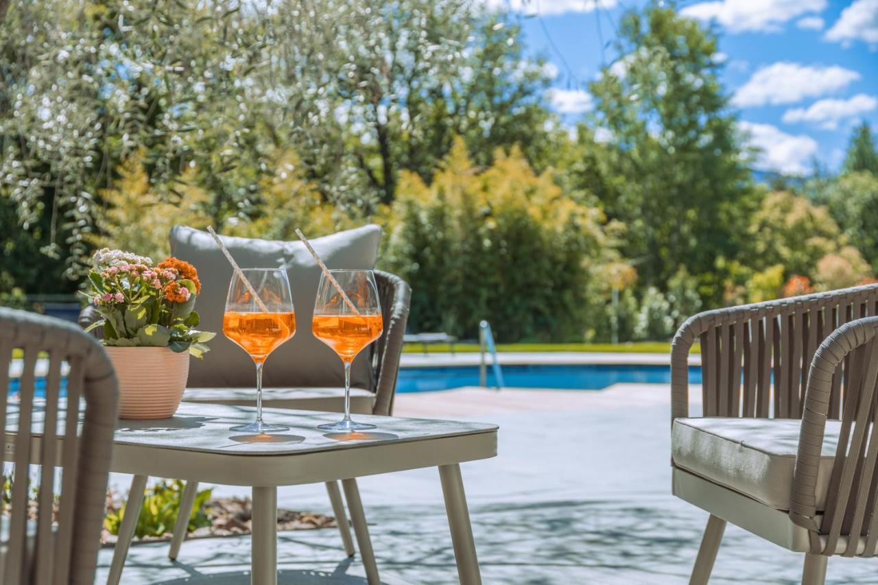 Hotel Ansitz Rungghof Appiano Sulla Strada Del Vino Esterno foto