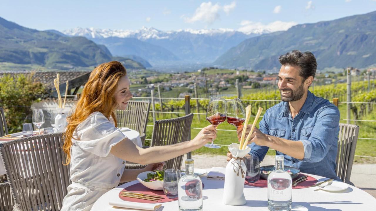 Hotel Ansitz Rungghof Appiano Sulla Strada Del Vino Esterno foto