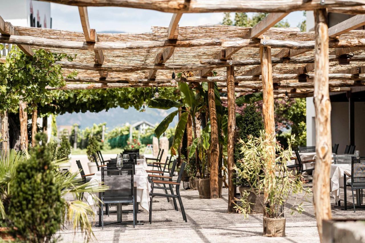 Hotel Ansitz Rungghof Appiano Sulla Strada Del Vino Esterno foto