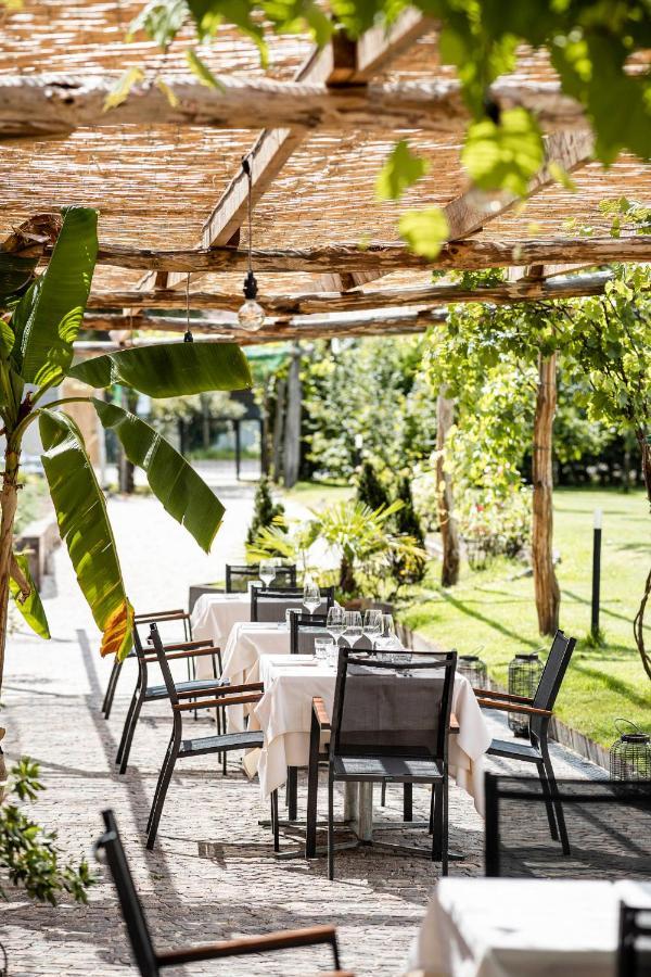 Hotel Ansitz Rungghof Appiano Sulla Strada Del Vino Esterno foto