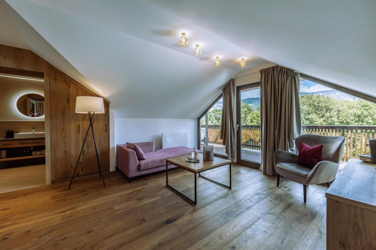 Hotel Ansitz Rungghof Appiano Sulla Strada Del Vino Esterno foto