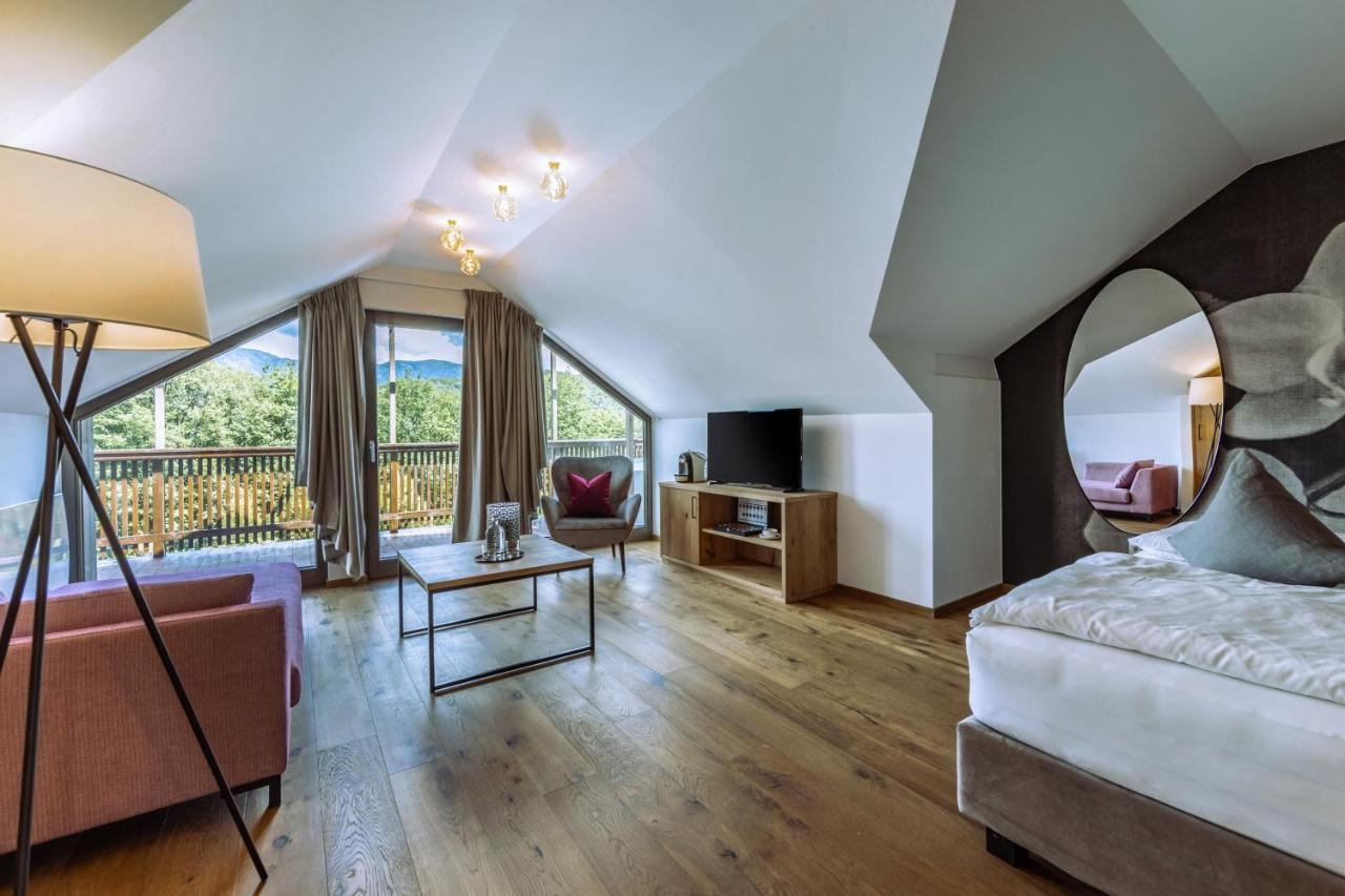 Hotel Ansitz Rungghof Appiano Sulla Strada Del Vino Esterno foto