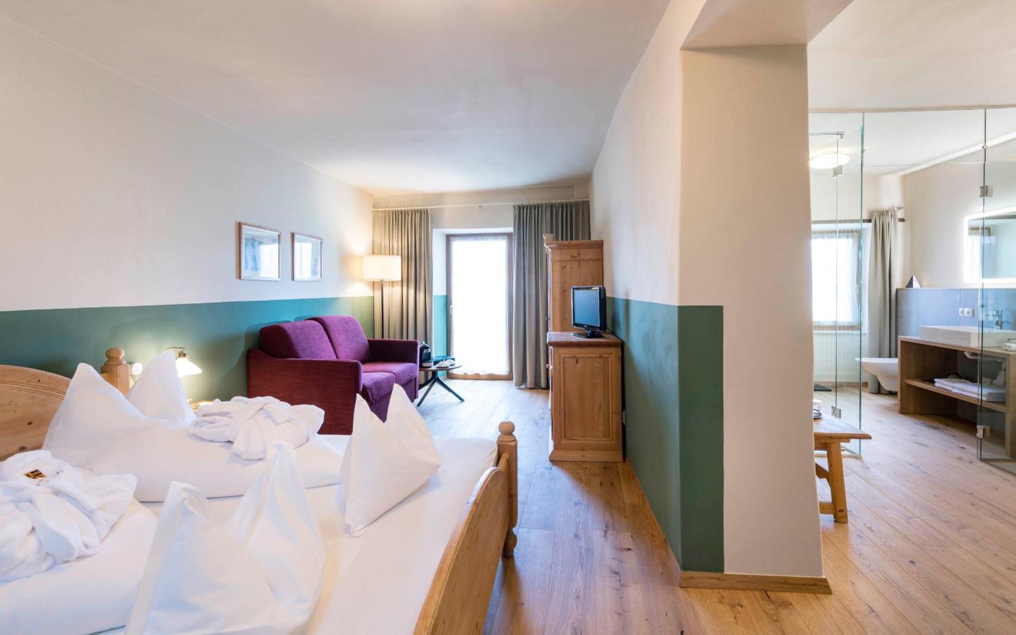 Hotel Ansitz Rungghof Appiano Sulla Strada Del Vino Camera foto